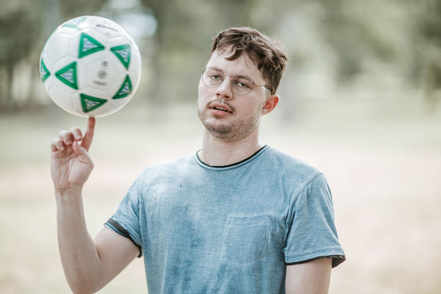 A dating profile photo, taken by The Match Artist